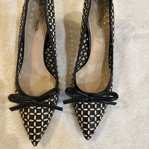 Prada Pumps